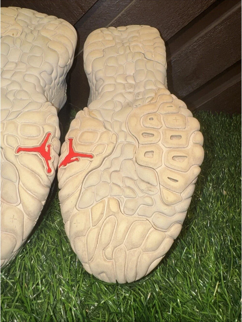 Jordan size 10